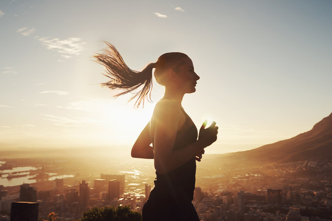 -woman-running-lead