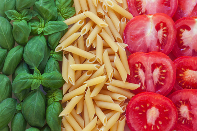 italian food with background