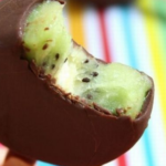 Παγωτίνια με ακτινίδιο και επικάλυψη σοκολάτας